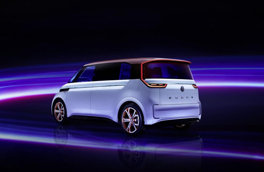  Volkswagen BUDD-e 2016 года  (фото 10 из 27)